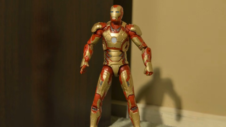 Hot Toys Iron Man MK85 Avengers